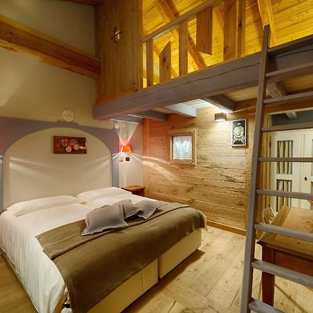 Les Plaisirs D'Antan Hotel Jovencan Quarto foto